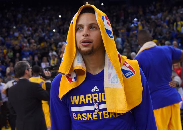 经纪人：那不勒斯今夏也有意博尼，但奥西利奥起了决定性作用（经纪人：那不勒斯今夏曾想签博尼，奥西利奥发挥决定性作用）