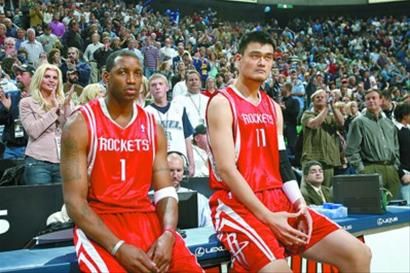 托莫里：对于我这个后卫来说，1-0获胜意味着我们防守得很好（托莫里：在我这个后卫看来，1比0的胜利证明了我们的防守稳固）